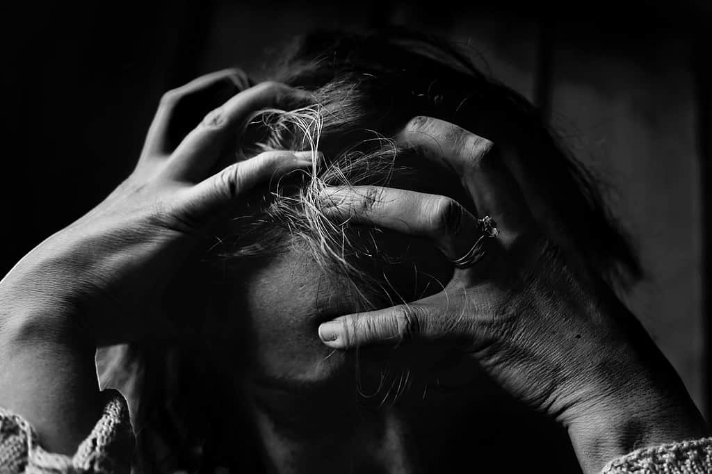 Distress of decompress