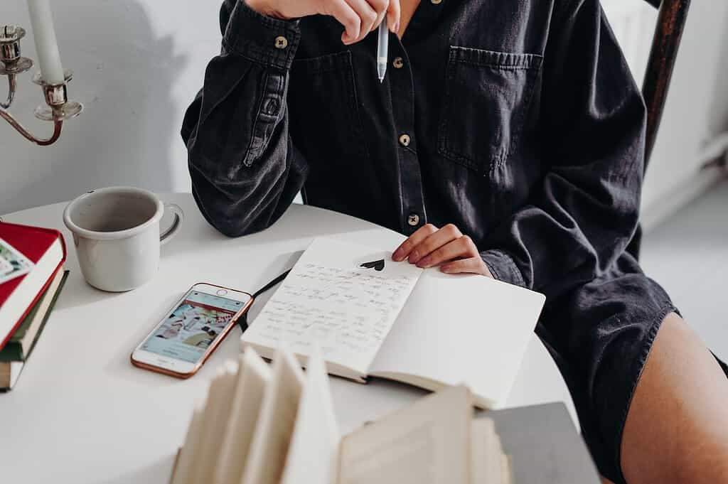 Journaling Ideas -10 Creative Prompts to Spark Your Writing
